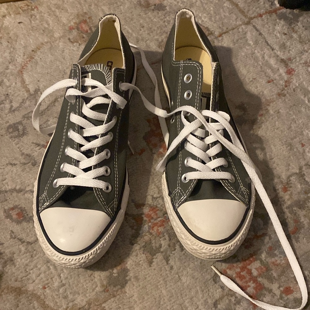 NWT Charcoal Converse tennis shoes